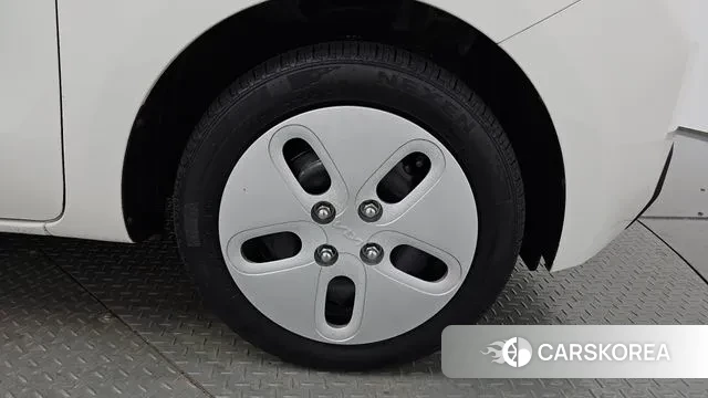 Kia The New Kia Ray id 3457658 из Кореи 15