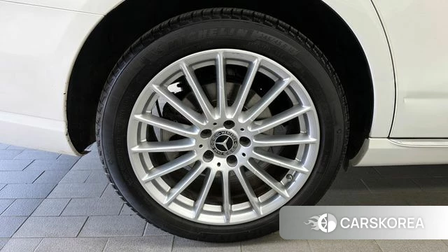 Mercedes-Benz E-Class W213 id 4360518 из Кореи 28