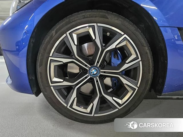 BMW i4 id 4406209 из Кореи 15