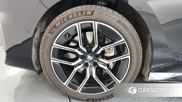 BMW 7 Series (G70) id 3405687 из Кореи 15