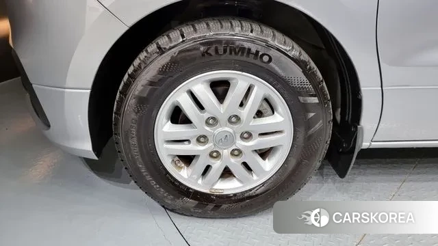 Hyundai The New Grand Starex id 2976915 из Кореи 15