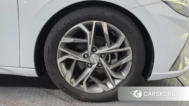 Hyundai Avante (CN7) id 3650228 из Кореи 15