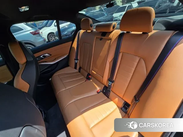 BMW 3 Series (G20) id 3043553 из Кореи 8