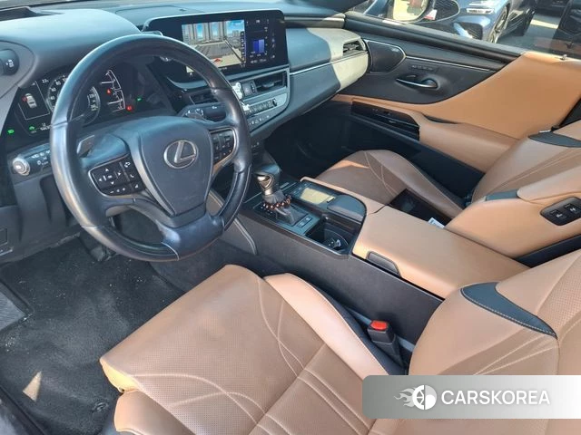 Lexus ES300h 7th generation 2022 Черный из Кореи, фото 6