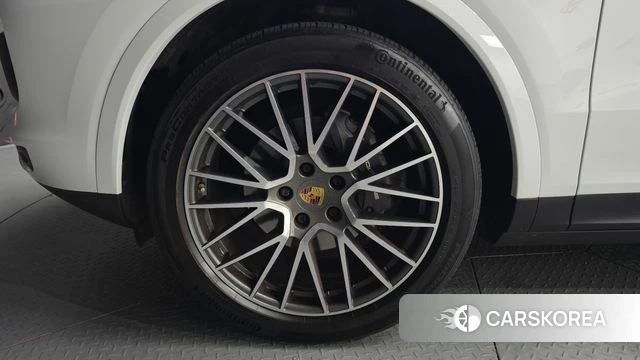 Porsche Cayenne (PO536) id 4646392 из Кореи 15