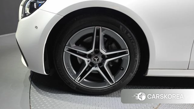 Mercedes-Benz E-Class W213 id 4656289 из Кореи 27