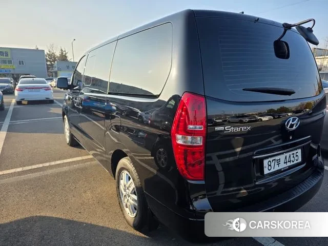 Hyundai The New Grand Starex id 3595364 из Кореи 15