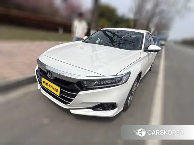 Honda Accord 2022 Белый из Китая, фото 5