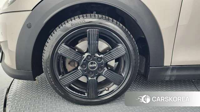 Mini Cooper S Convertible id 3877706 из Кореи 15