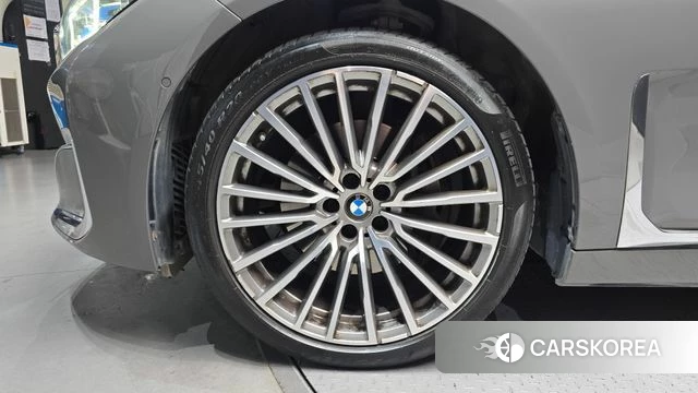 BMW 7 Series (G11) id 4556621 из Кореи 28