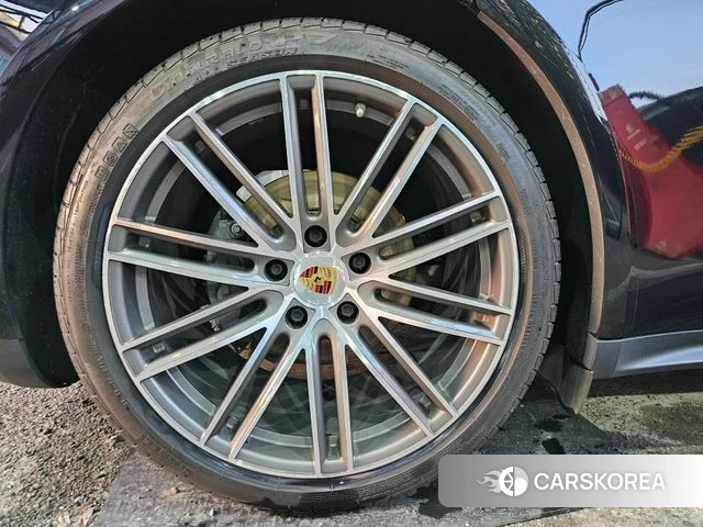 Porsche Panamera (971) id 4298844 из Кореи 15