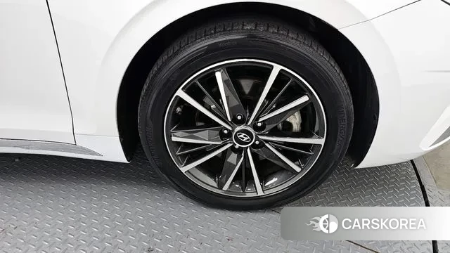 Hyundai The New Grandeur IG id 3329858 из Кореи 15