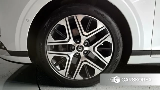 Hyundai Grandeur (GN7) id 3400532 из Кореи 15