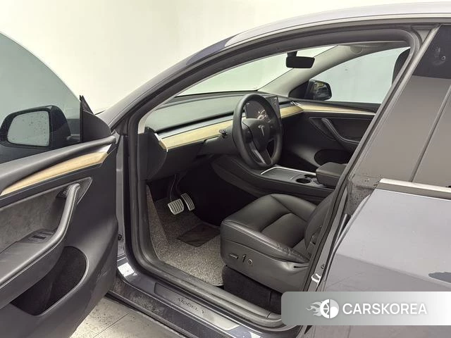 Tesla Model Y id 4238528 из Китая 15