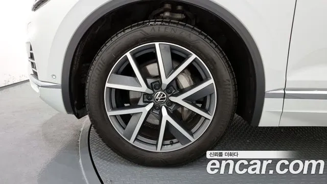 Volkswagen Touareg 3rd generation id 2920156 из Кореи 15