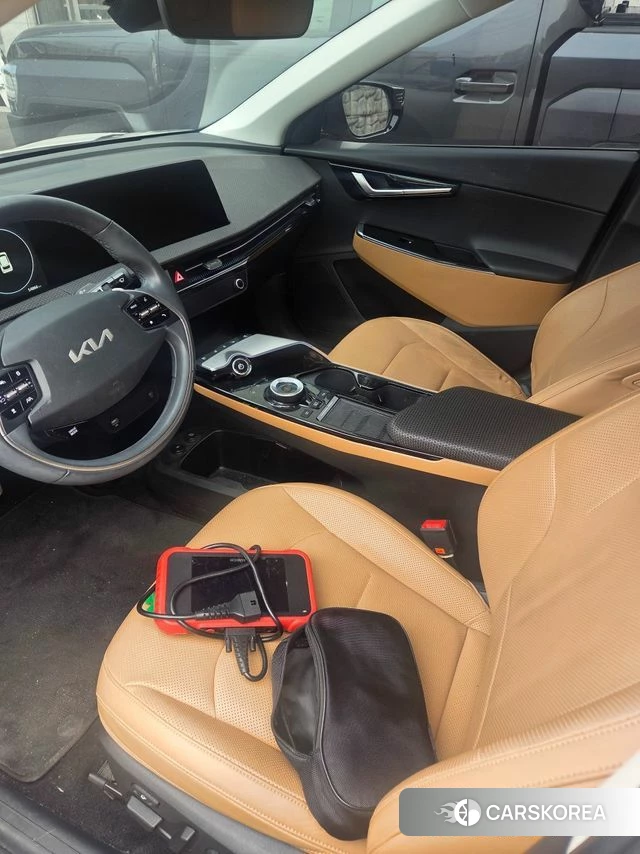 Kia EV6 2021 Жемчужный цвет из Кореи, фото 5