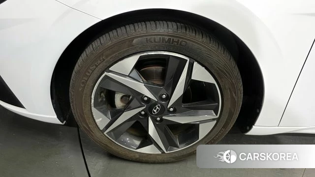 Hyundai Avante (CN7) id 3922903 из Кореи 15