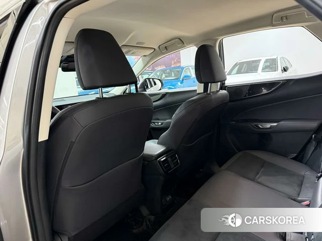 Lexus NX id 4262231 из Китая 8