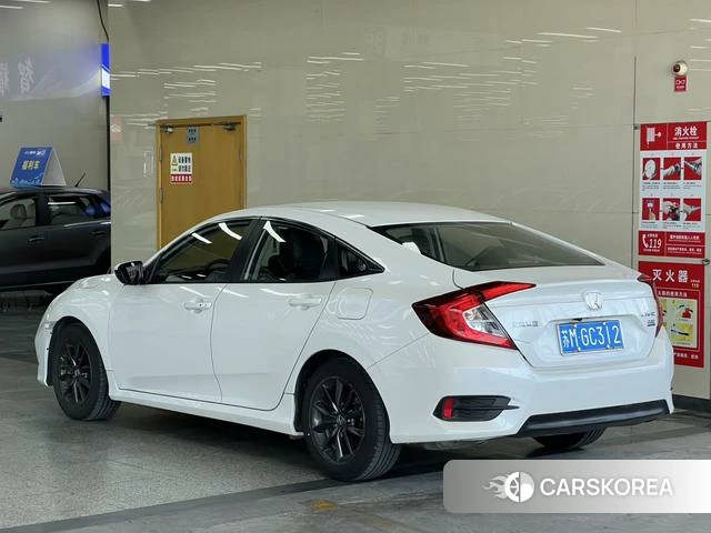 Honda Civic 2021 Белый из Китая, фото 5