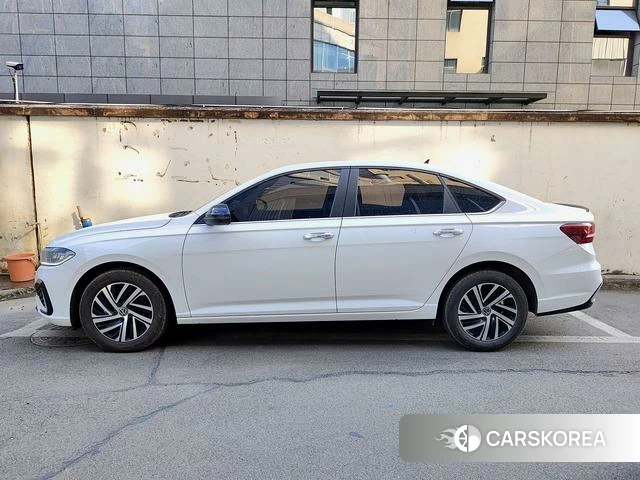 Volkswagen Lavida 2025 Белый из Китая, фото 6