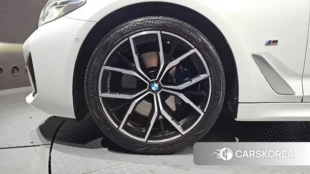 BMW 5 Series (G30) id 3626125 из Кореи 15