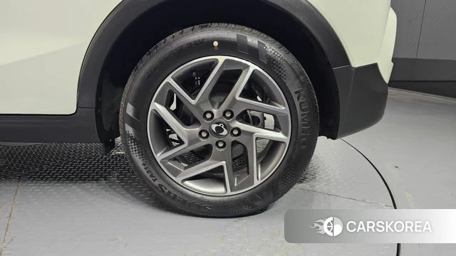 Ssangyong The New Tivoli id 3841361 из Кореи 15