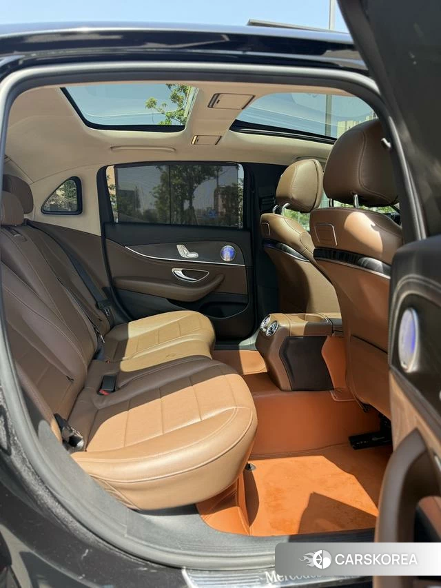 Mercedes-Benz E-class id 4217458 из Китая 16