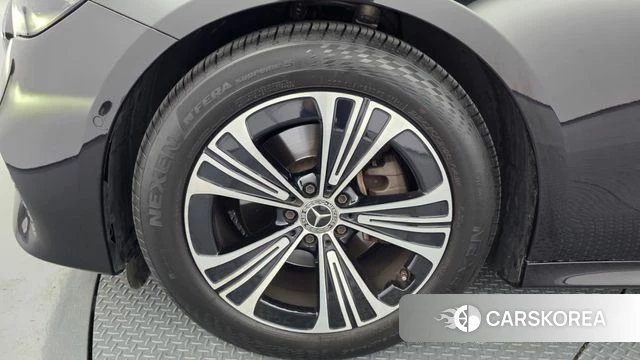 Mercedes-Benz E-Class W214 id 4612583 из Кореи 30