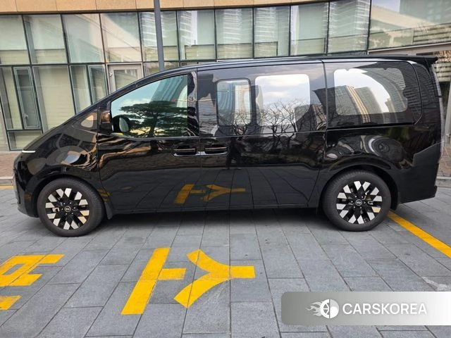 Hyundai Staria id 3810930 из Кореи 15