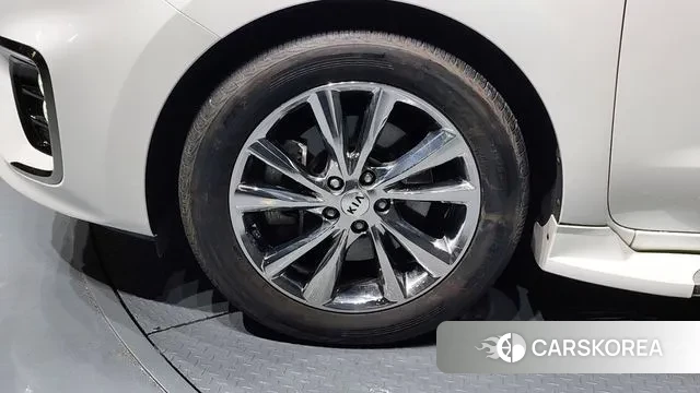 Kia The New Carnival id 3417721 из Кореи 15