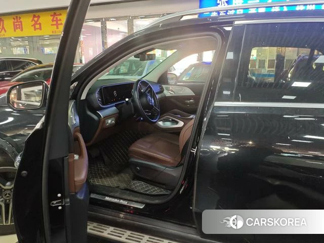 Mercedes-Benz GLE (import) 2023 Черный из Китая, фото 5