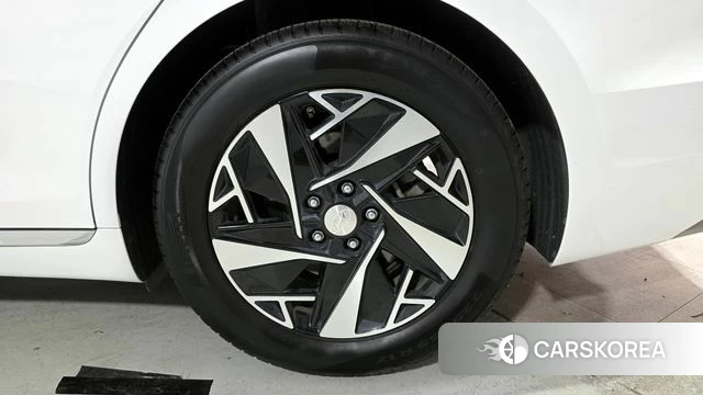 Hyundai The New Grandeur IG Hybrid id 3839968 из Кореи 15