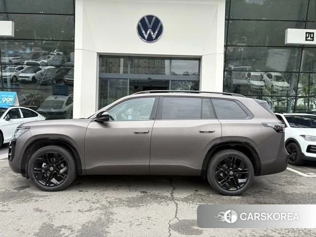 Volkswagen Tourang id 4348830 из Китая 9