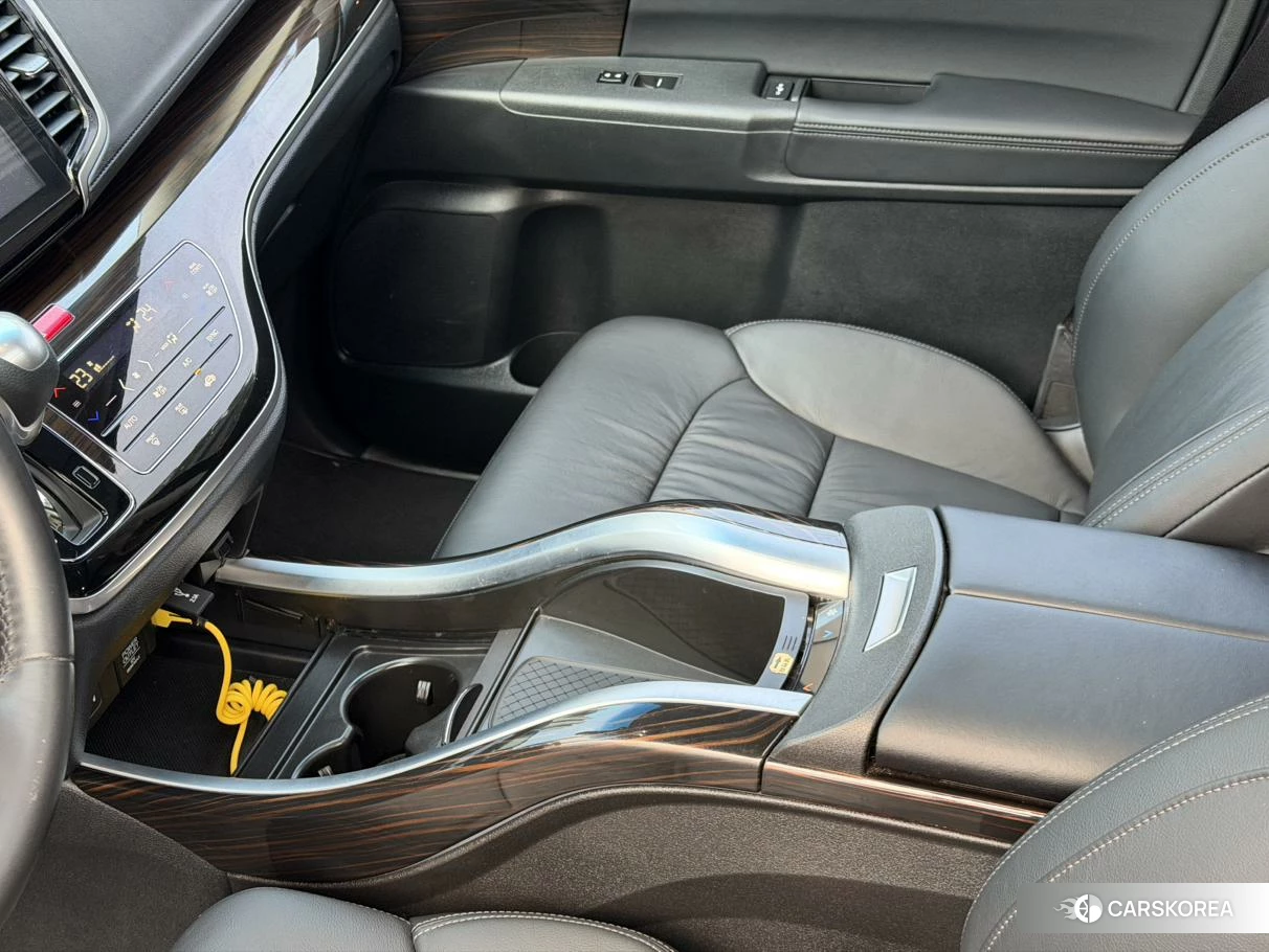 Honda Odyssey id 4455475 из Китая 31