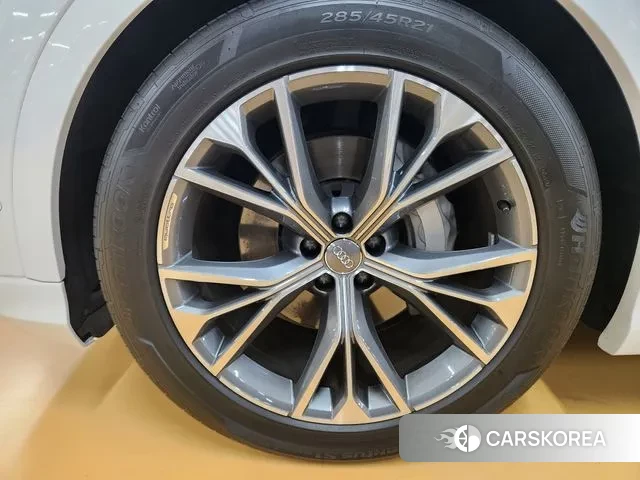 Audi Q8 (4M) id 2997402 из Кореи 15