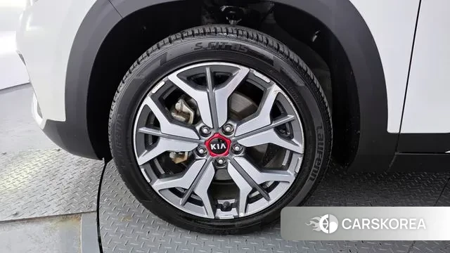 Kia Seltos id 3640883 из Кореи 15