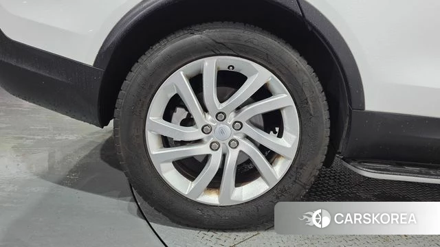Land Rover Discovery 5 id 4755350 из Кореи 15