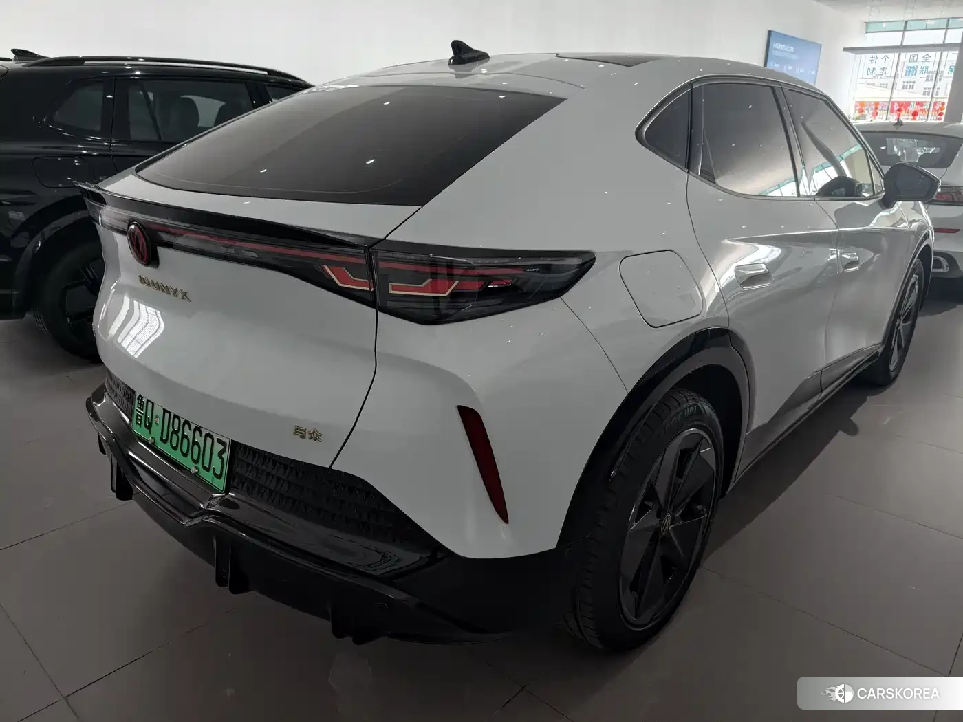 Volkswagen ID. UNYX 2025 Белый из Китая, фото 5