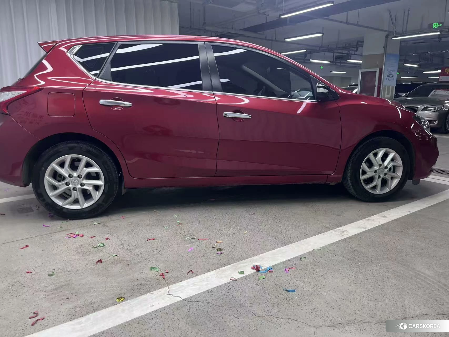 Nissan TIIDA 2023 Красный из Китая, фото 5