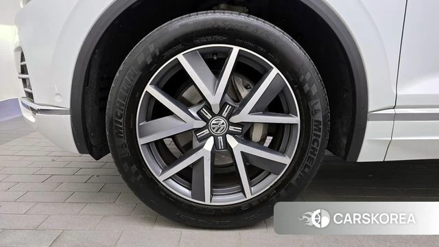 Volkswagen Touareg 3rd generation id 3879290 из Кореи 15