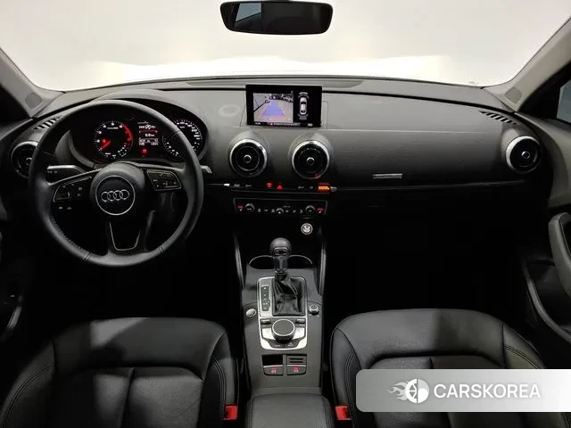 Audi New A3 2019 Белый из Кореи, фото 5