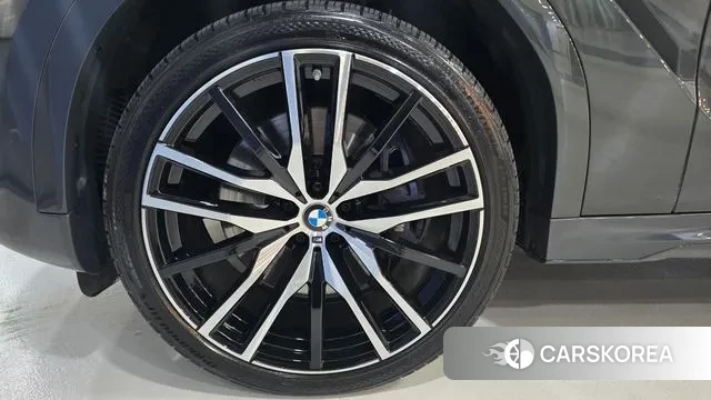 BMW X6 (G06) id 3740387 из Кореи 15