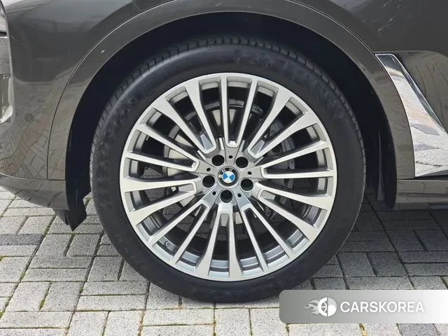 BMW X7 (G07) id 3425309 из Кореи 15