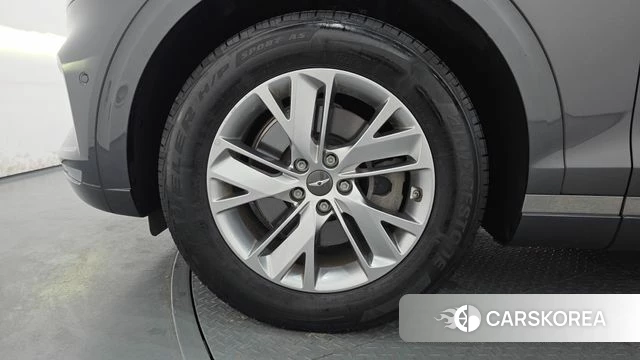 Genesis GV70 id 4360905 из Кореи 32
