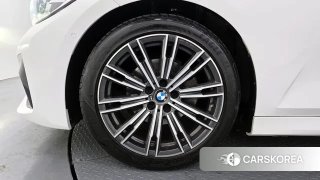 BMW 3 Series (G20) id 3621742 из Кореи 15