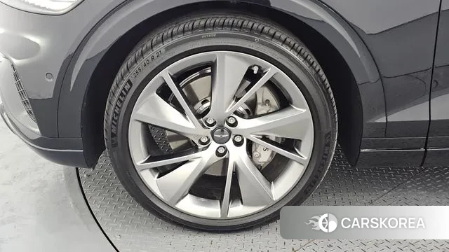 Genesis GV70 id 3596125 из Кореи 15