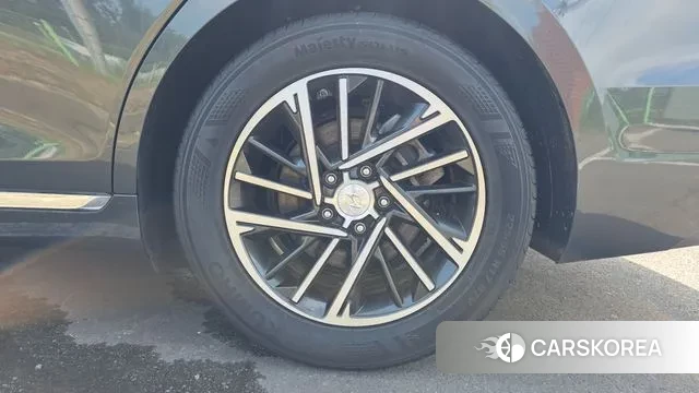 Hyundai The New Grandeur IG id 3161069 из Кореи 15