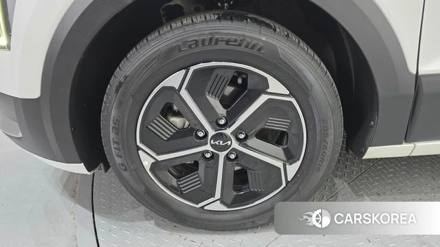 Kia Di Ol Nu Niro id 4244335 из Кореи 15