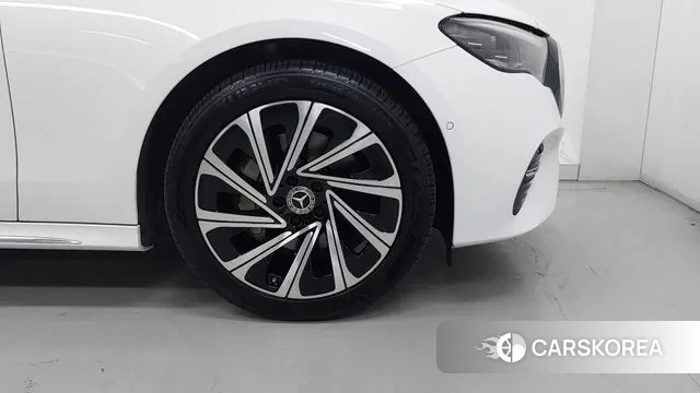 Mercedes-Benz E-Class W214 id 2993180 из Кореи 15