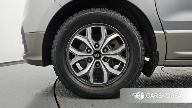 Hyundai The New Grand Starex id 4658189 из Кореи 27
